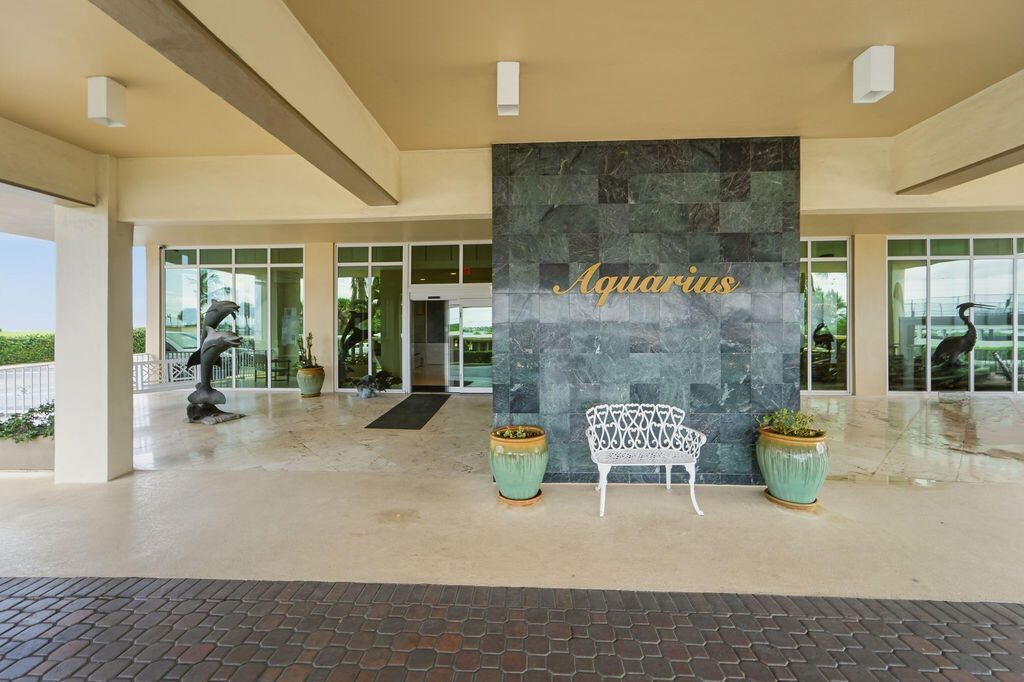5440 N Ocean Drive, Unit 203, Singer Island, FL 33404 Photo