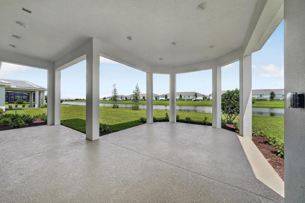 13072 SW Shinnecock Drive, Port Saint Lucie, FL 34987 Photo