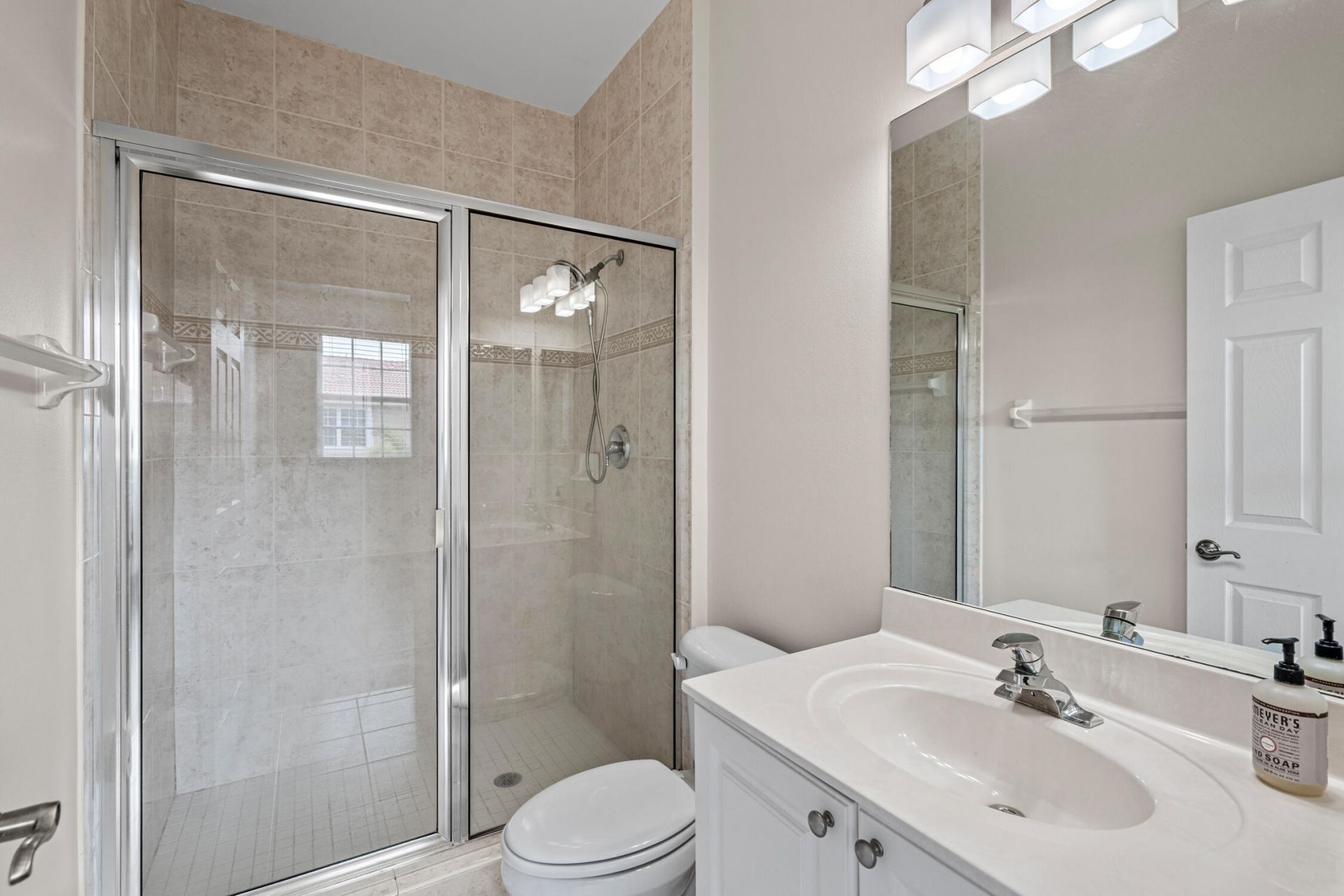 112 Lighthouse Circle, Unit J, Tequesta, FL 33469 Photo