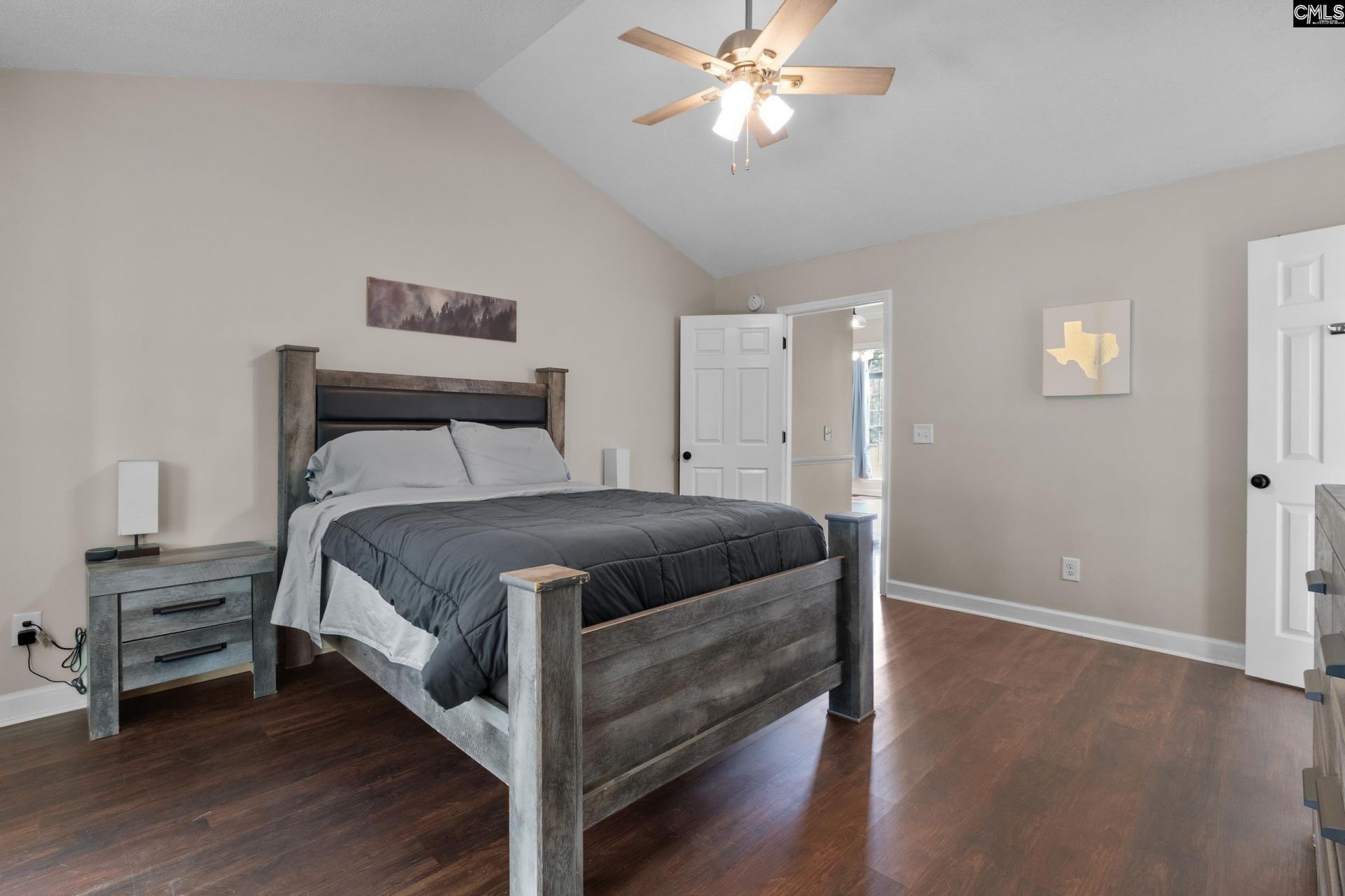 308 Angus Drive  Photo 13