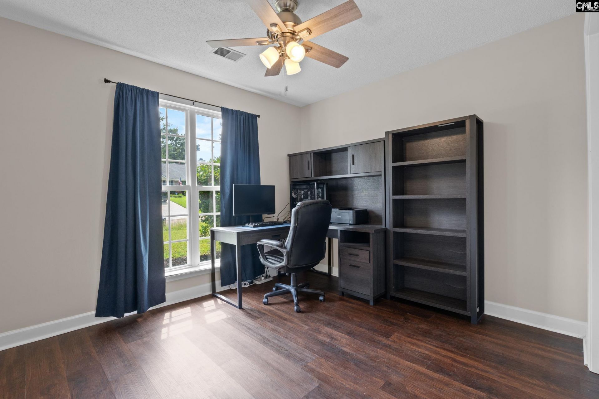 308 Angus Drive  Photo 19