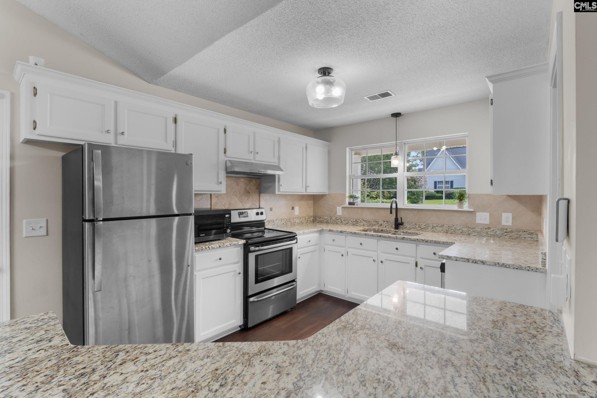 308 Angus Drive  Photo 9