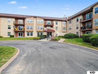 12727 W Dodge Road, Unit 257C, Omaha, NE 68154