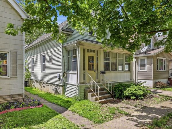136 Humason Avenue , Buffalo, NY 14211