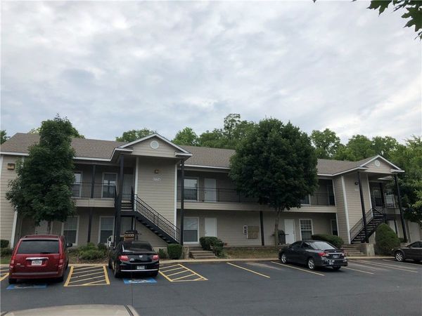 1774 N Gregg Avenue , Unit 10, Fayetteville, AR 72703