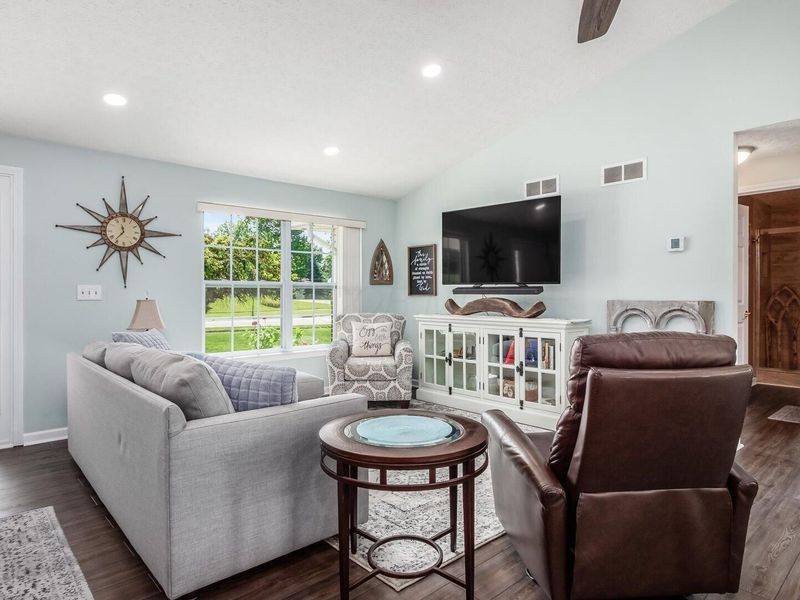 1298 Bluejack Lane, Heath, OH 43056 Photo 3
