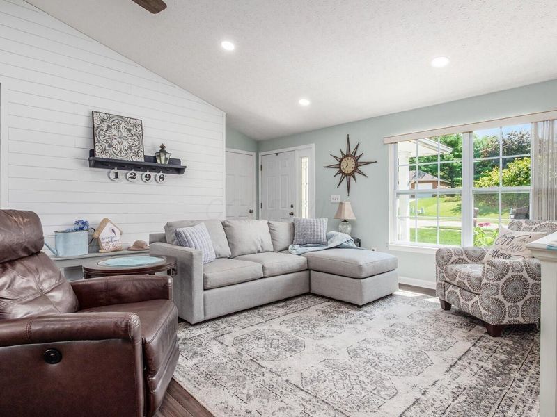 1298 Bluejack Lane, Heath, OH 43056 Photo 4