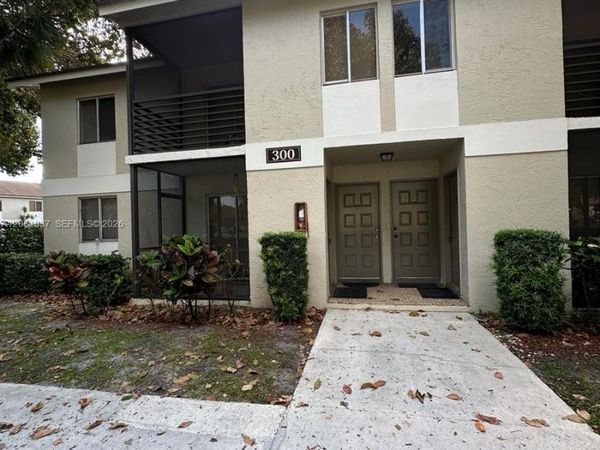 300 Gardens Dr , Unit 201, Pompano Beach, FL 33069