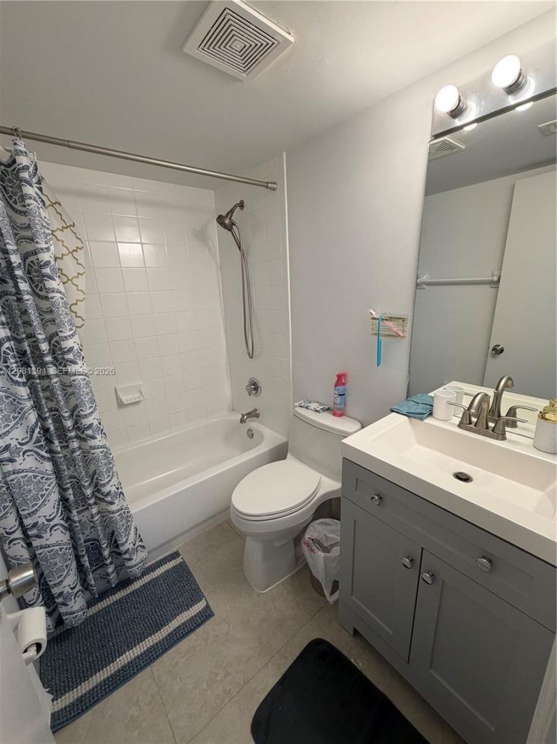 7775 NW 22nd St, Unit 105, Pembroke Pines, FL 33024 Photo