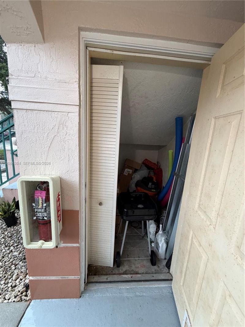7775 NW 22nd St, Unit 105, Pembroke Pines, FL 33024 Photo