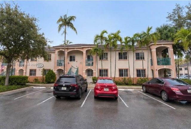 7775 NW 22nd St, Unit 105, Pembroke Pines, FL 33024 Photo
