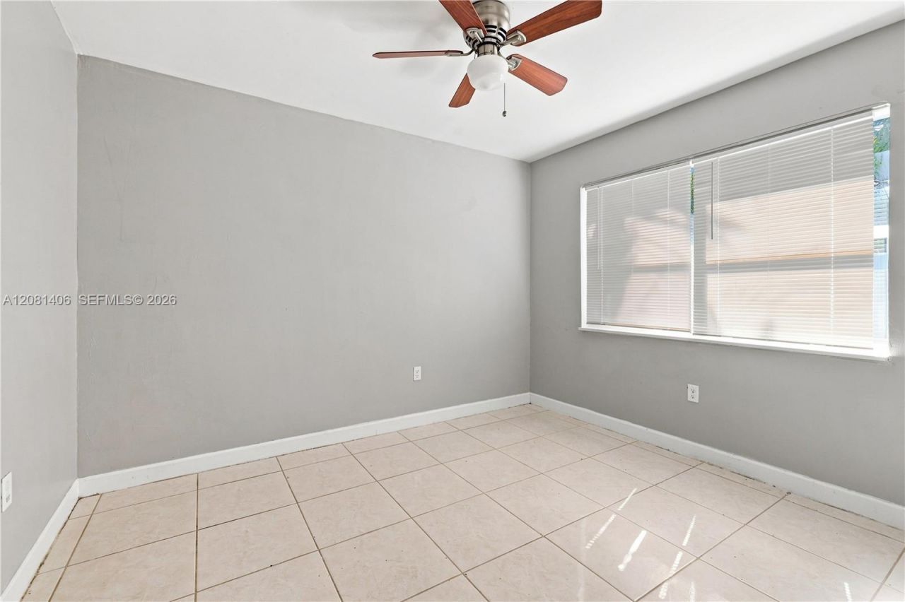 2031-2040 Wright , Fort Myers, FL 33916 Photo