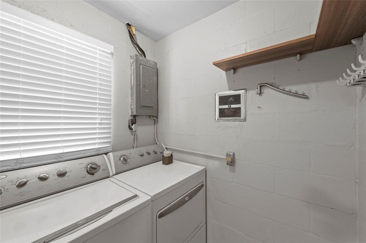 3909 Coleridge Place, Sarasota, FL 34241 Photo