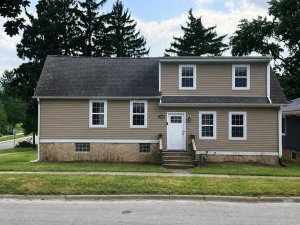 21404 Maple Street , Matteson, IL 60443