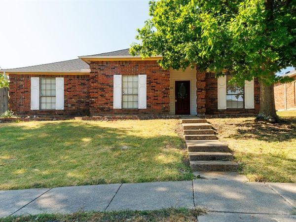 1018 Dandelion Drive , Mesquite, TX 75149