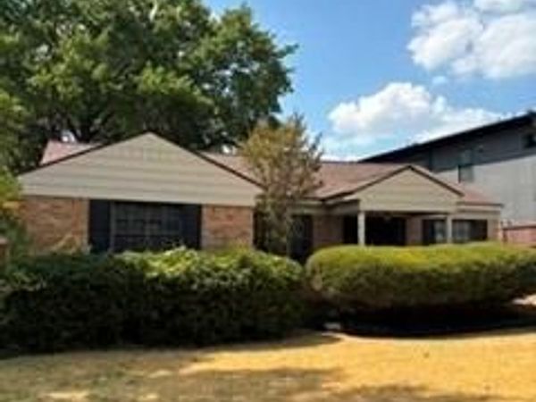 9747 Mixon Drive , Dallas, TX 75220