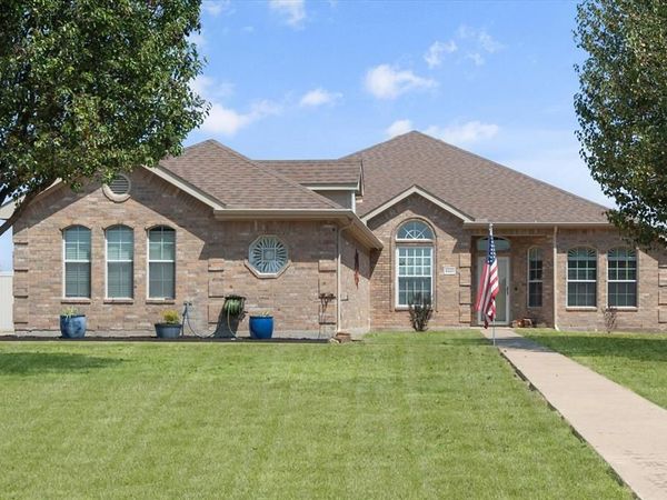8821 Mallory Court, Midlothian, TX 76065