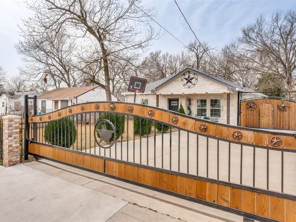 4947 Kildare Avenue , Dallas, TX 75216