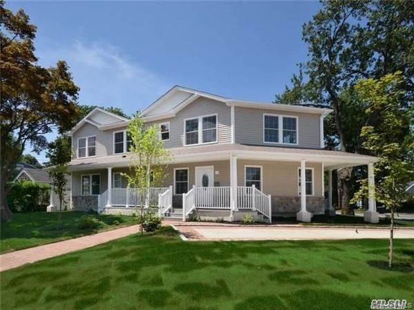 12 Nesaquake Avenue , Port Washington, NY 11050