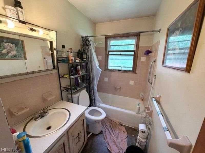 673 Rhoda Avenue, Youngstown, OH 44509 Photo 6