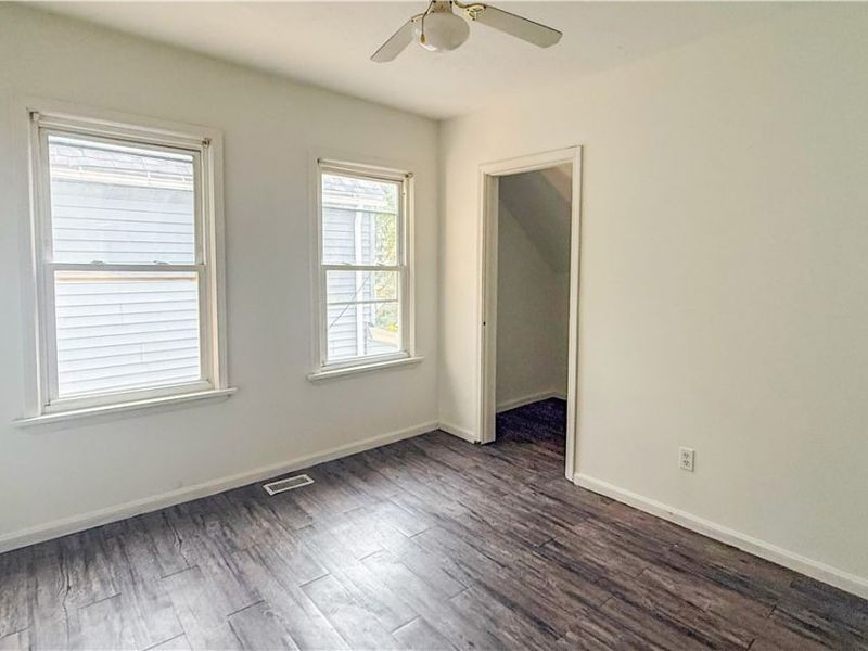 2173 E 86th Street, Cleveland, OH 44106 Photo 8