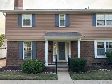 20871 E Glen Haven Circle, Novi, Mi 48167