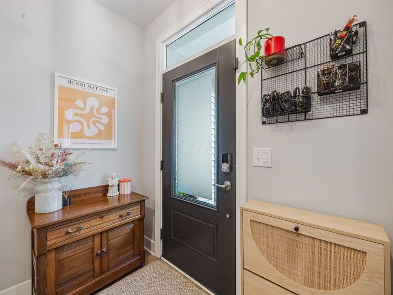 1231 Cromartie Lane, Unit Y, Columbus, OH 43201 Photo 3