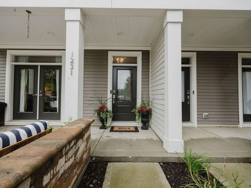 1231 Cromartie Lane, Unit Y, Columbus, OH 43201 Photo 35