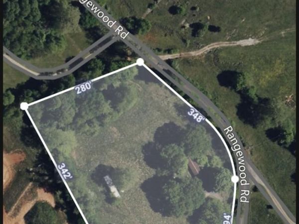 985 Rangewood Rd, Piney Flats, TN 37686