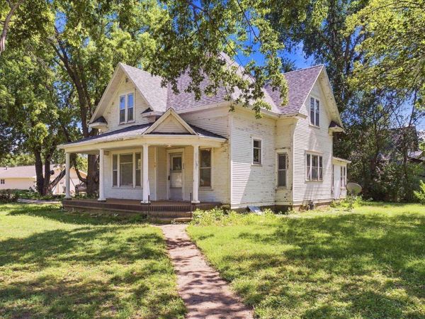 204 Jackson St, Moville, IA 51039