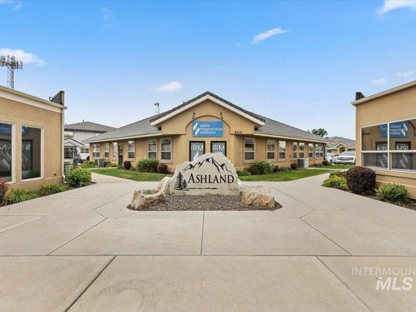 5513 N Glenwood, Unit 2, Garden City, ID 83714