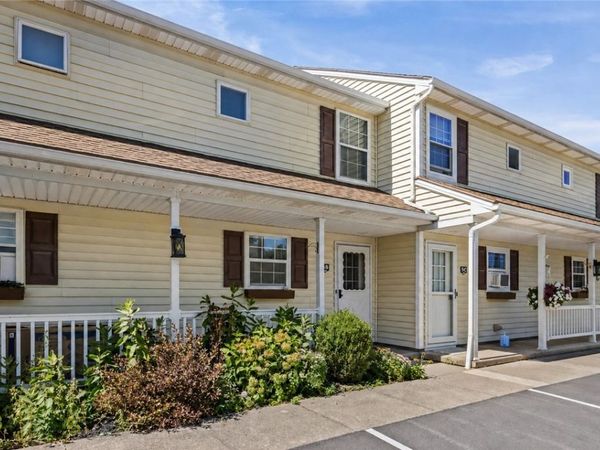 3300 State Route 364 , Unit 5B, Canandaigua, NY 14424