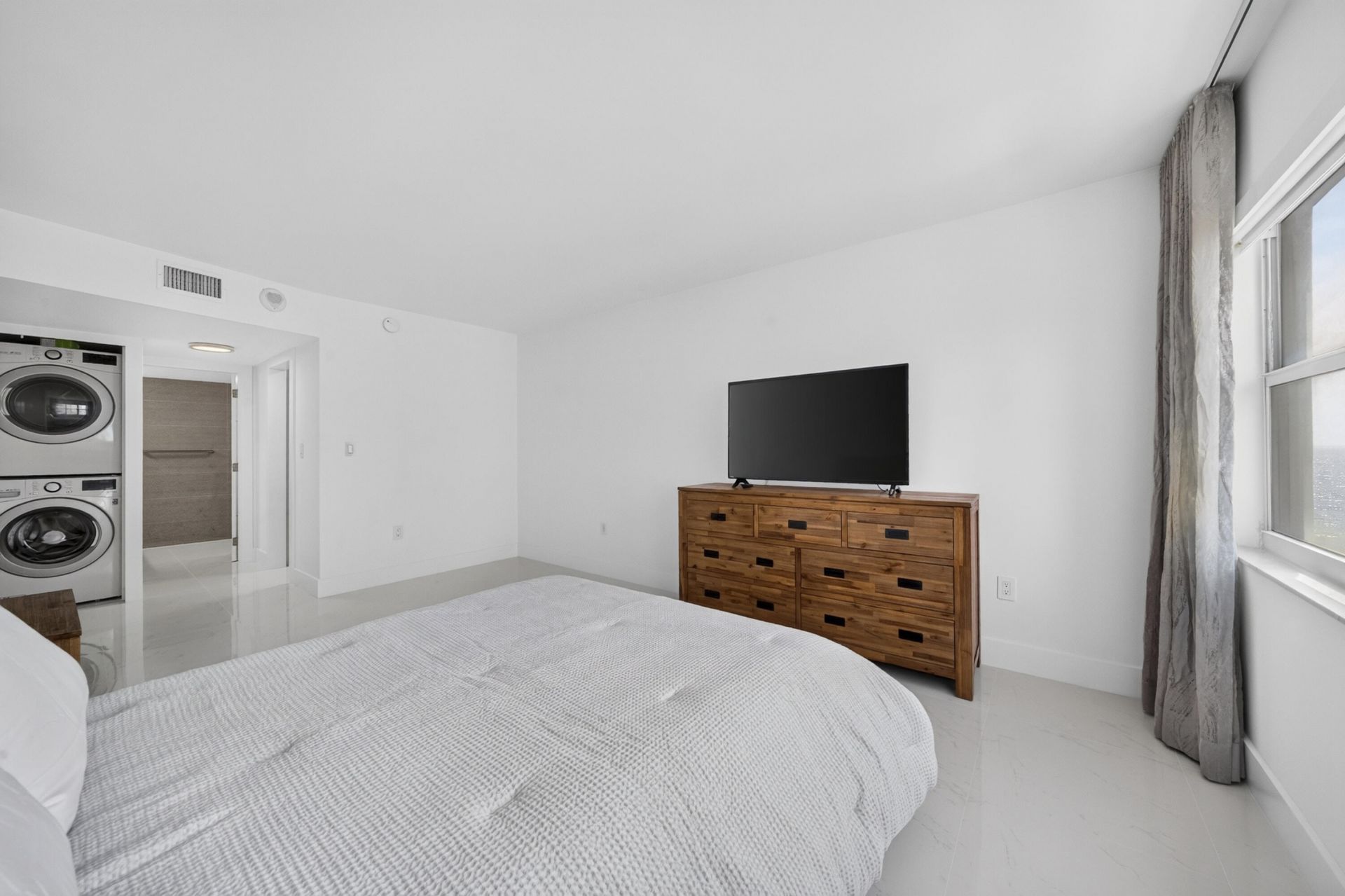 3400 Galt Ocean Drive, Unit 606S, Fort Lauderdale, FL 33308 Photo