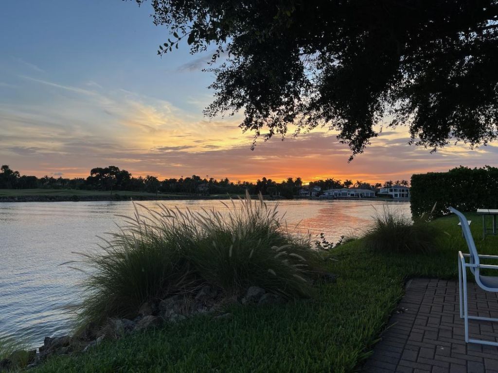 336 Golfview Road, Unit 1017, North Palm Beach, FL 33408 Photo