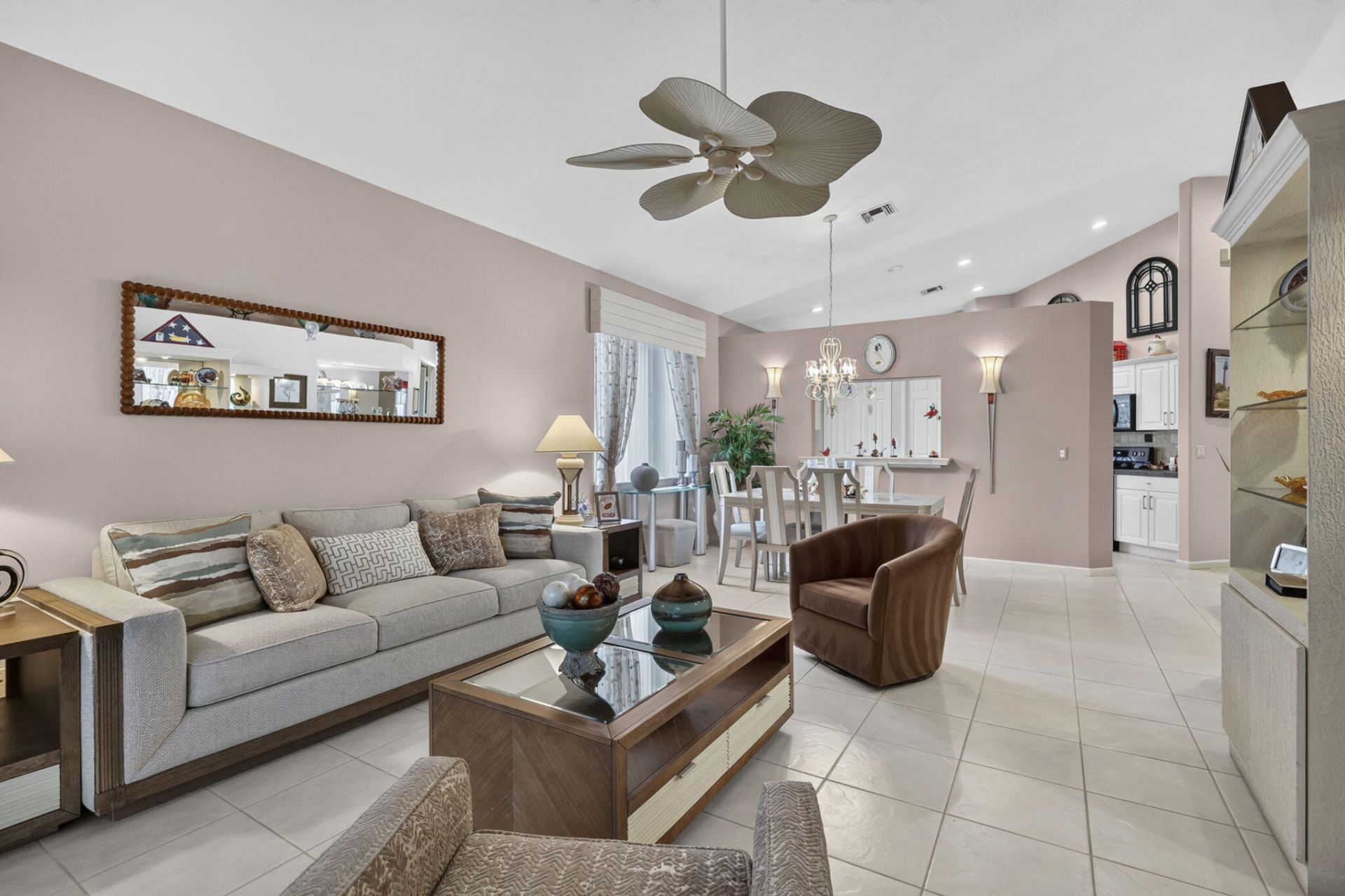 2260 Sapphire Circle, West Palm Beach, FL 33411 Photo