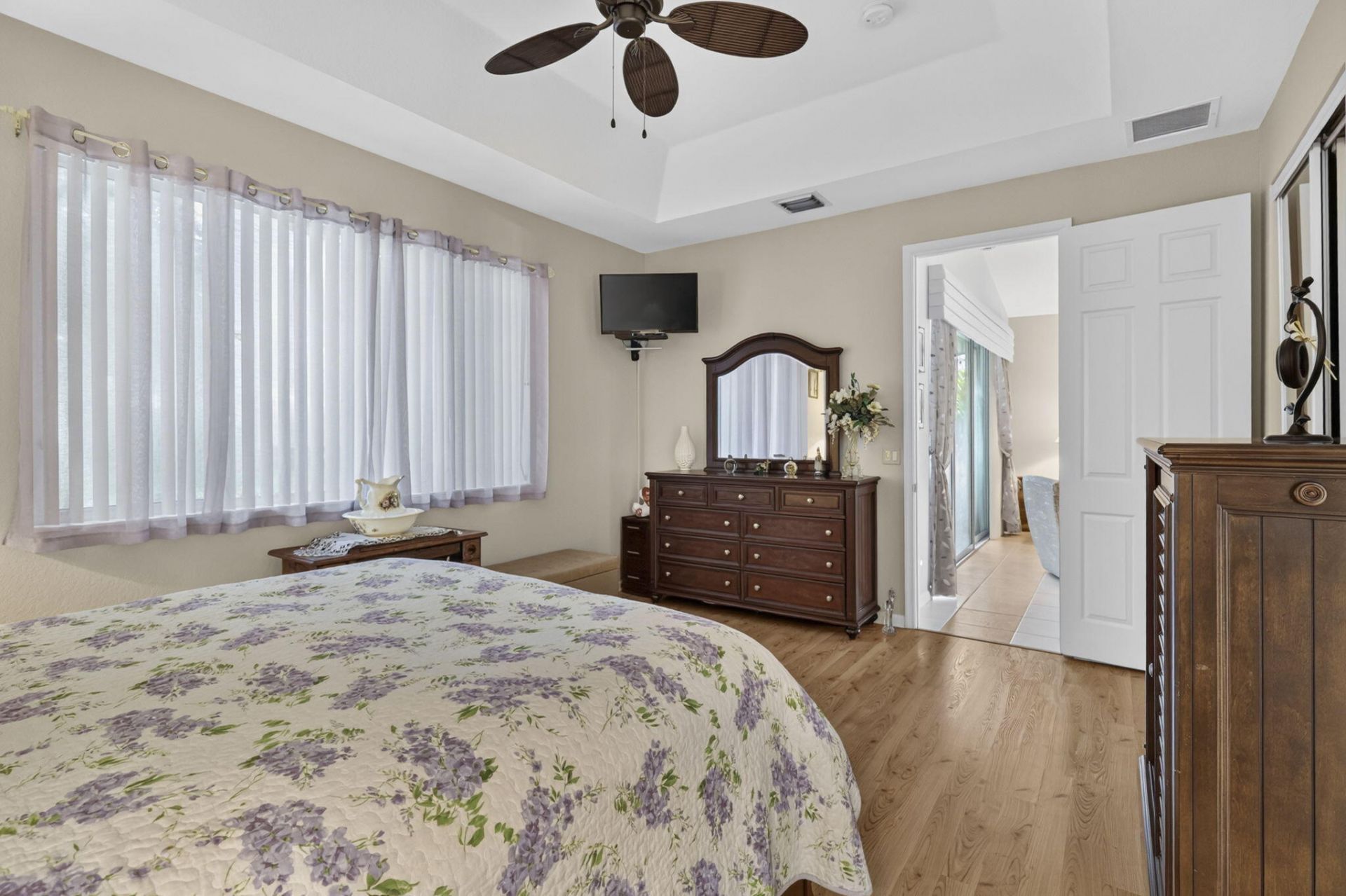 2260 Sapphire Circle, West Palm Beach, FL 33411 Photo