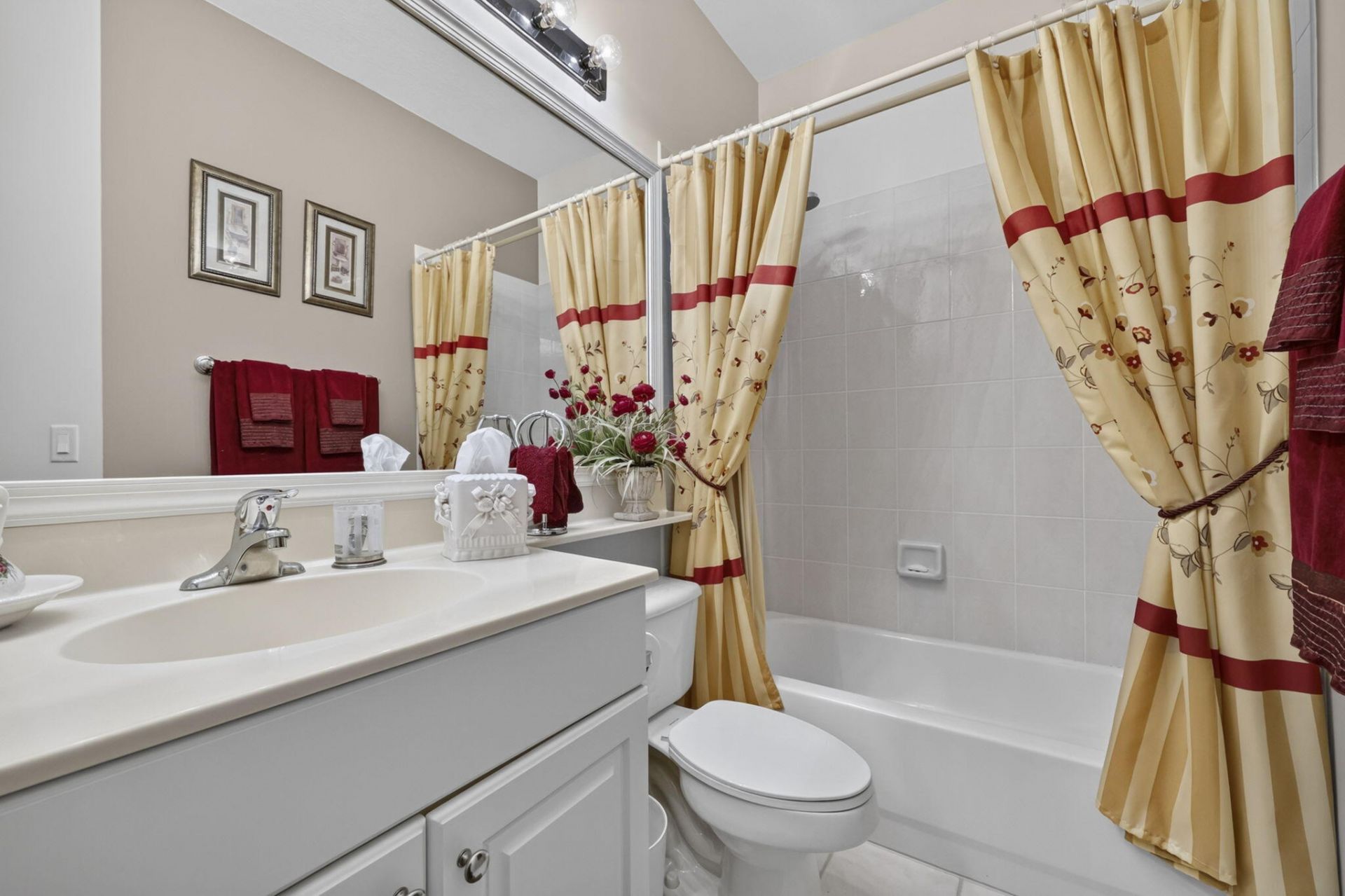 2260 Sapphire Circle, West Palm Beach, FL 33411 Photo