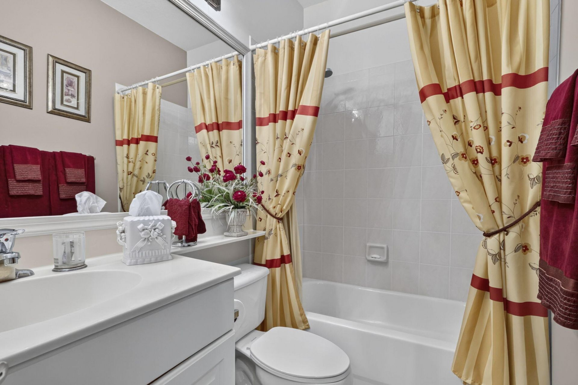 2260 Sapphire Circle, West Palm Beach, FL 33411 Photo