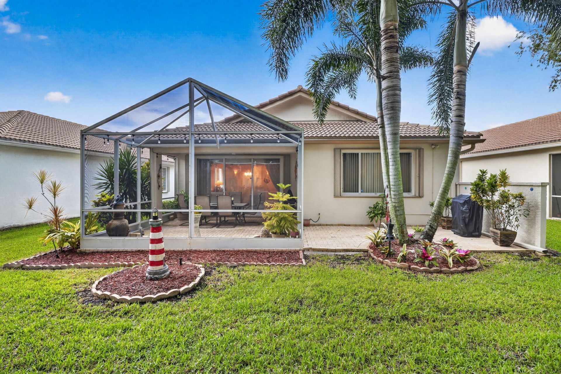 2260 Sapphire Circle, West Palm Beach, FL 33411 Photo
