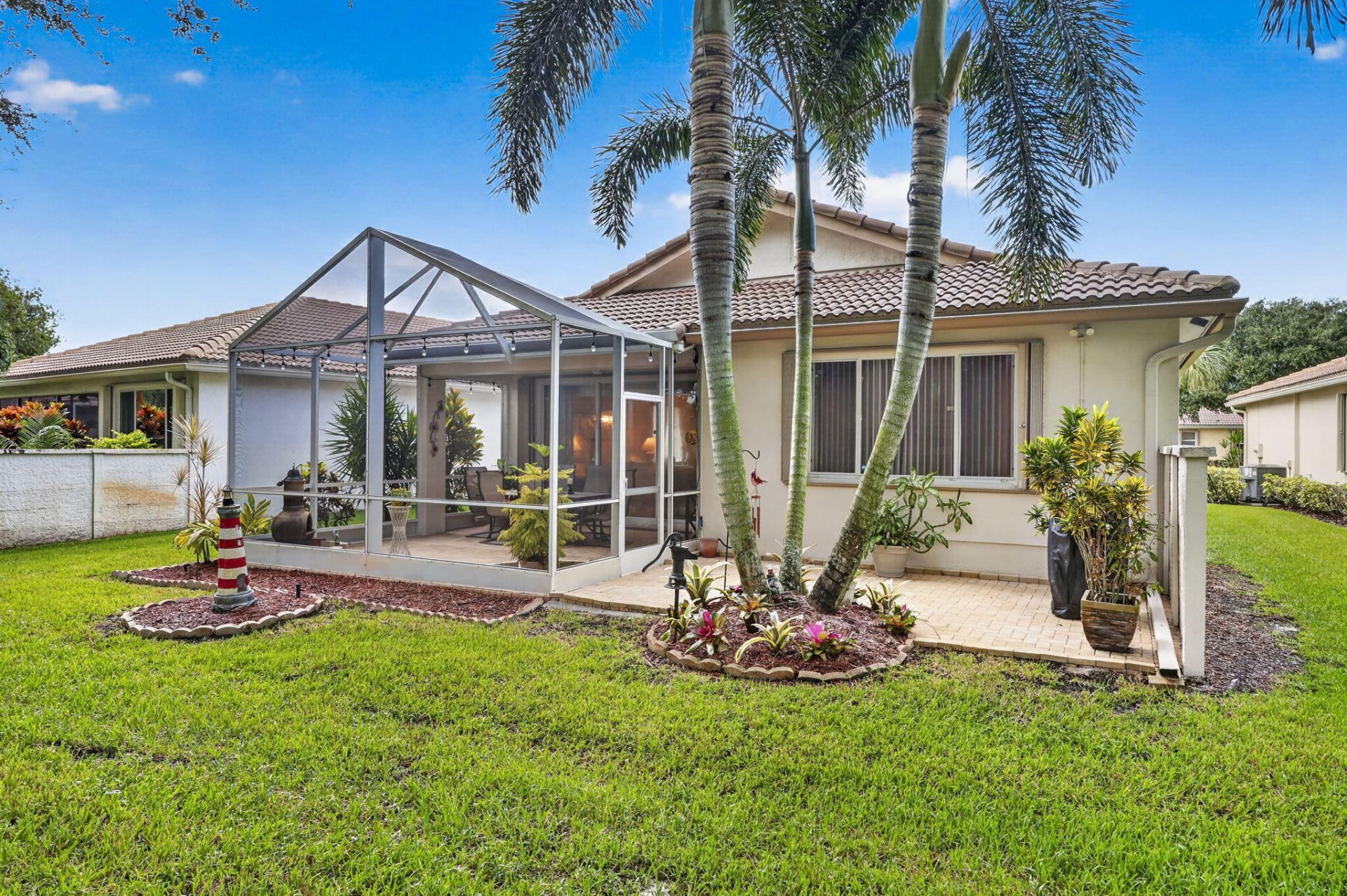 2260 Sapphire Circle, West Palm Beach, FL 33411 Photo