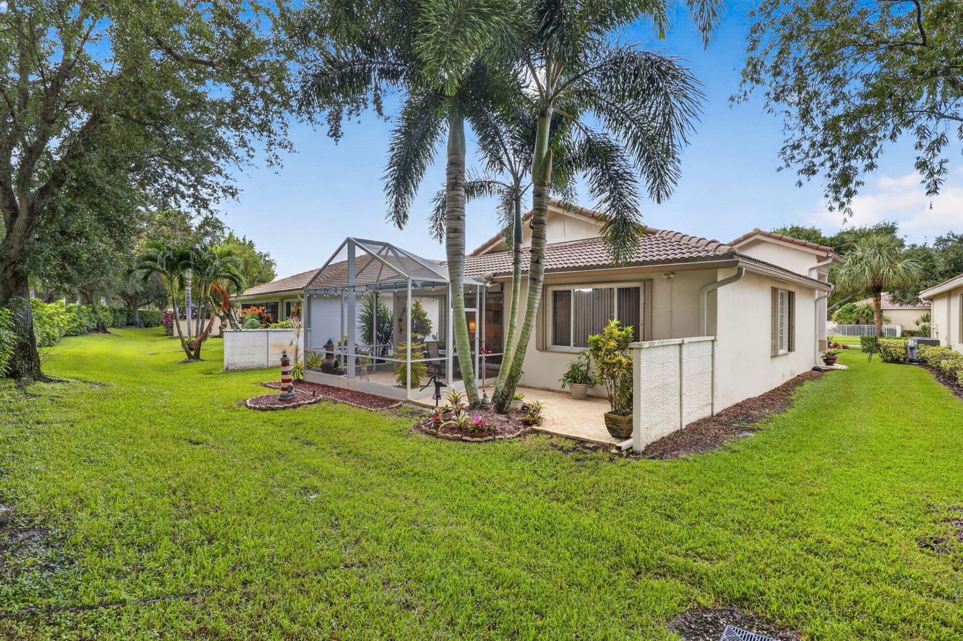 2260 Sapphire Circle, West Palm Beach, FL 33411 Photo