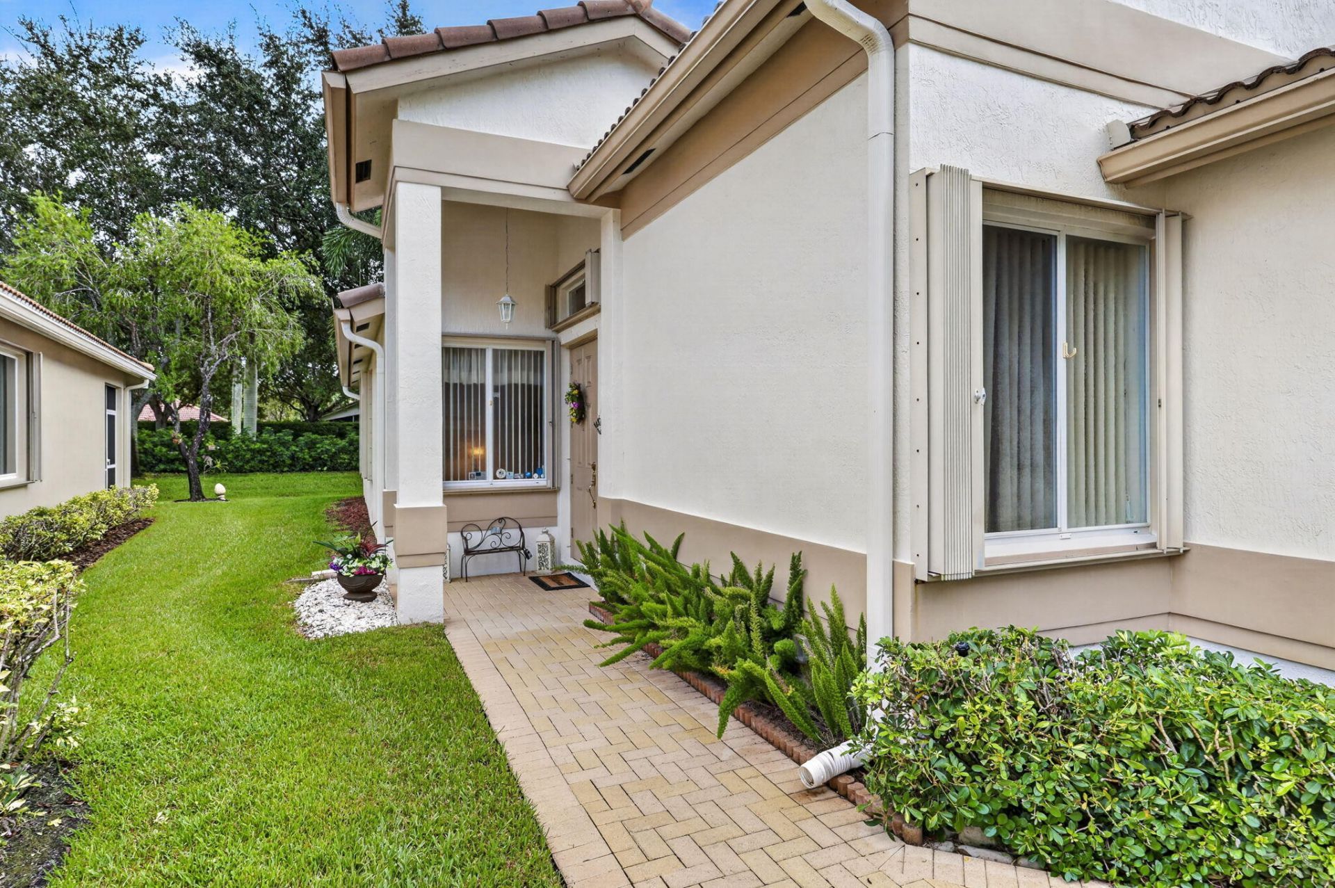 2260 Sapphire Circle, West Palm Beach, FL 33411 Photo