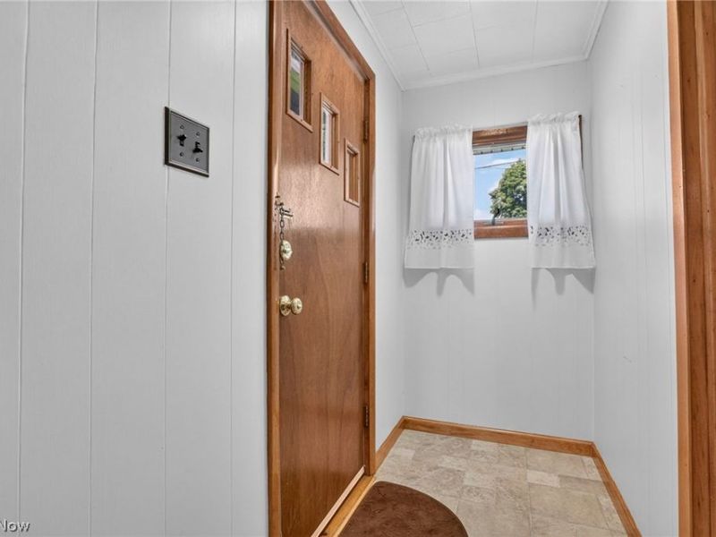 205 Leatherwood Street, Cambridge, OH 43725 Photo 7