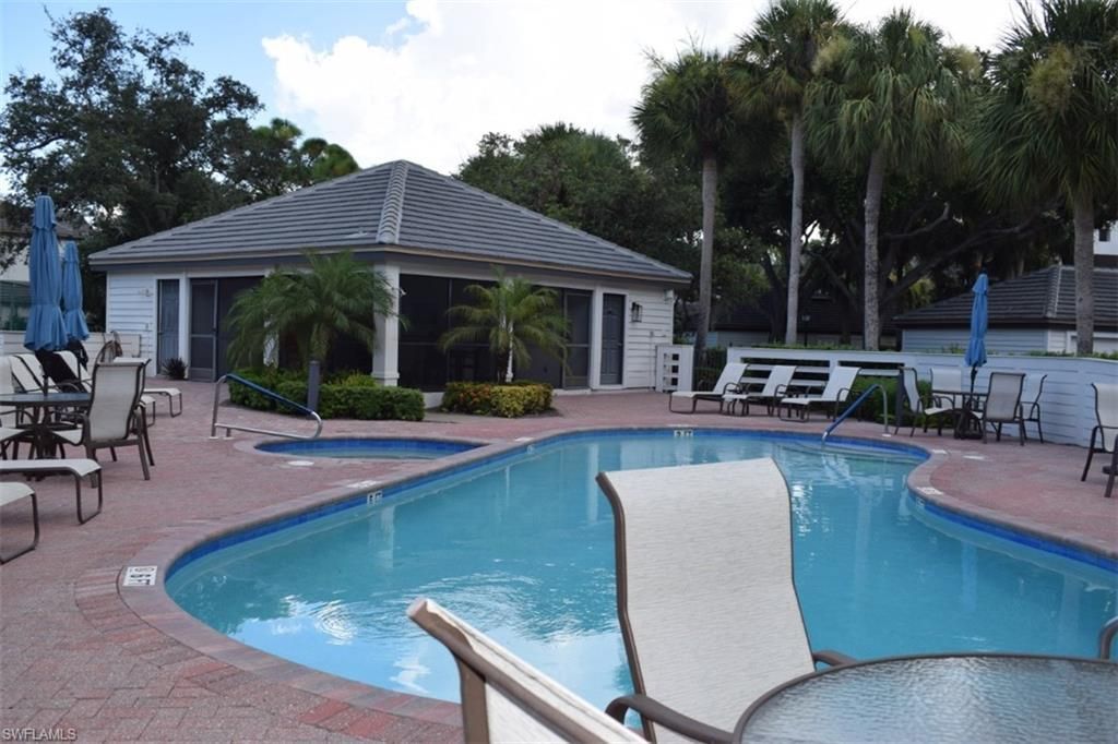 27105 Oakwood Lake Dr, Bonita Springs, FL 34134 Photo