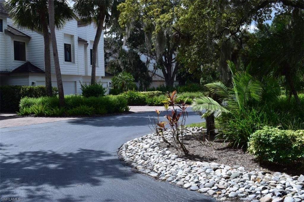 27105 Oakwood Lake Dr, Bonita Springs, FL 34134 Photo