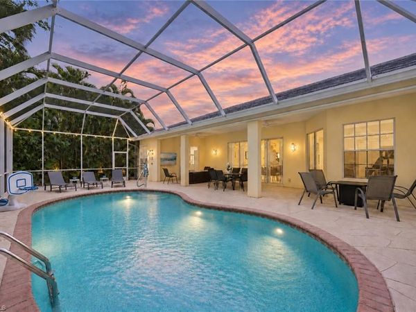 1896 Piccadilly Circus, NAPLES, FL 34112