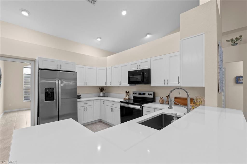 1896 Piccadilly Circus, Naples, FL 34112 Photo
