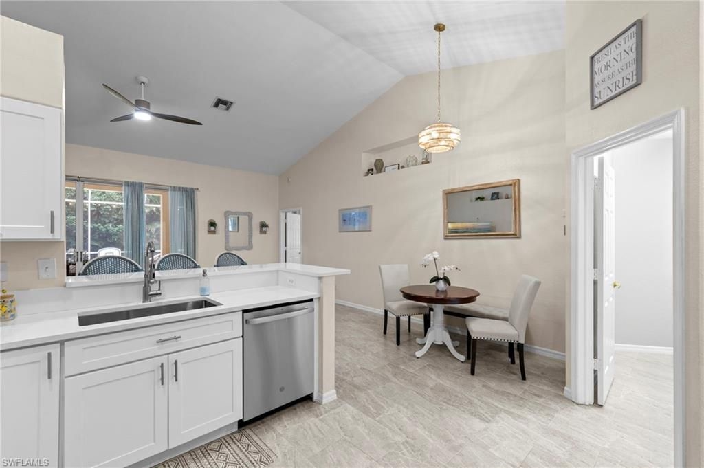 1896 Piccadilly Circus, Naples, FL 34112 Photo