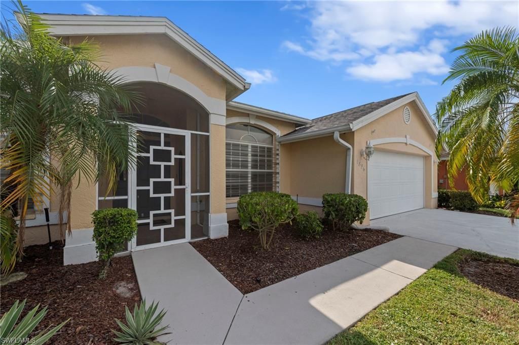1896 Piccadilly Circus, Naples, FL 34112 Photo