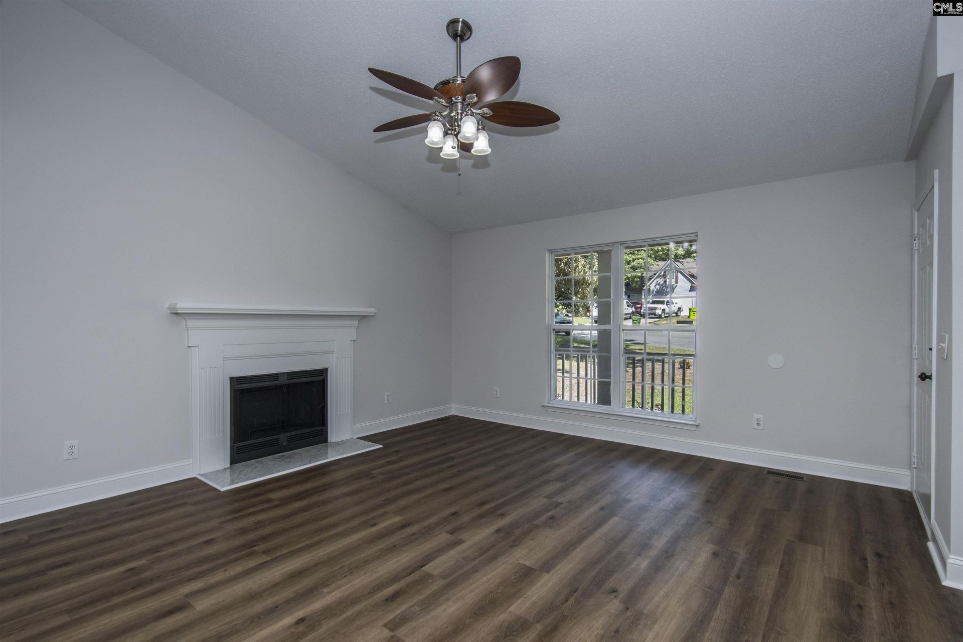 11 Cambridge Oaks Court  Photo 10